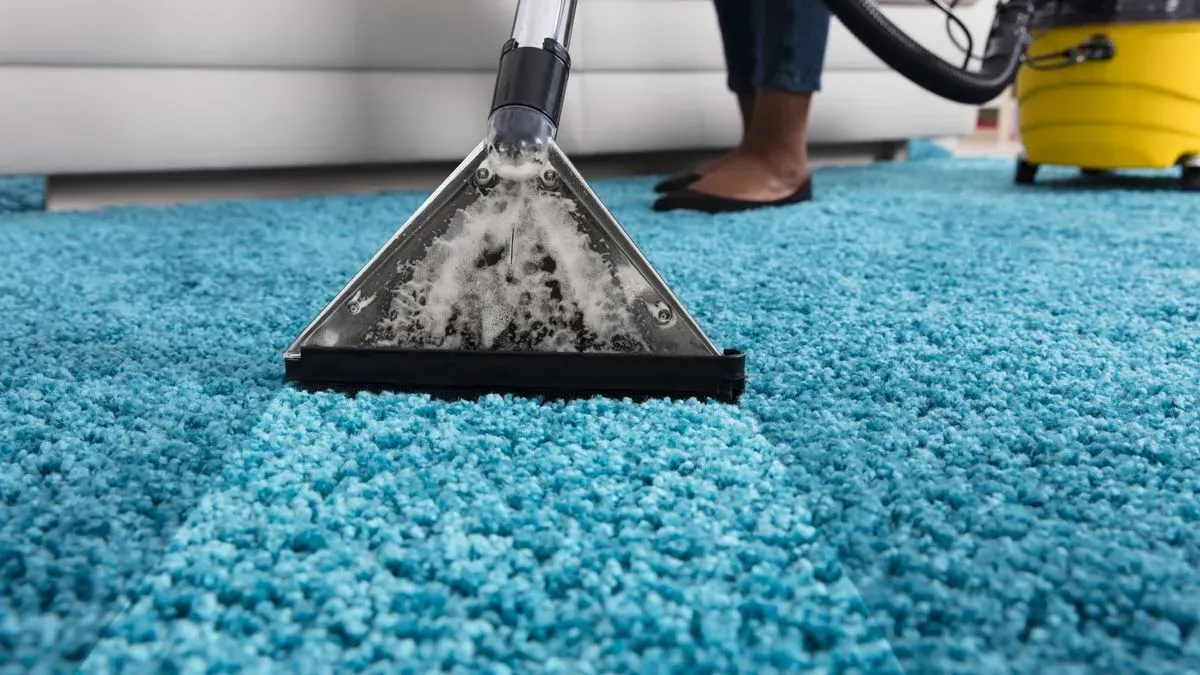Rug cleaning image background image