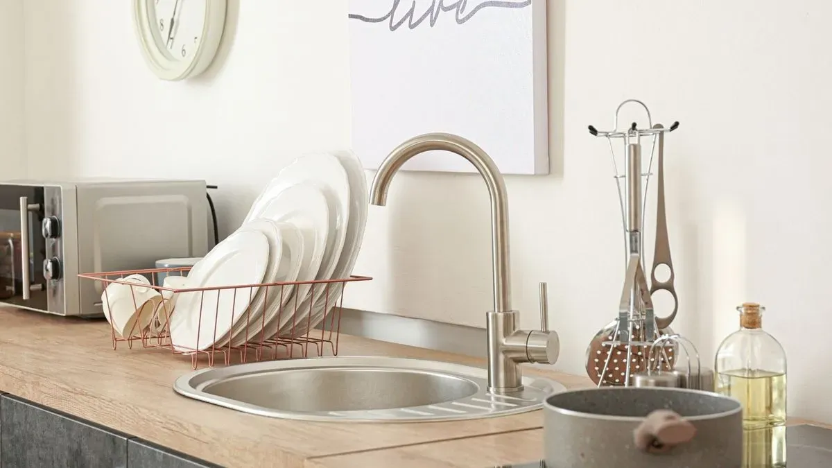 Kitchen cleaning image background image