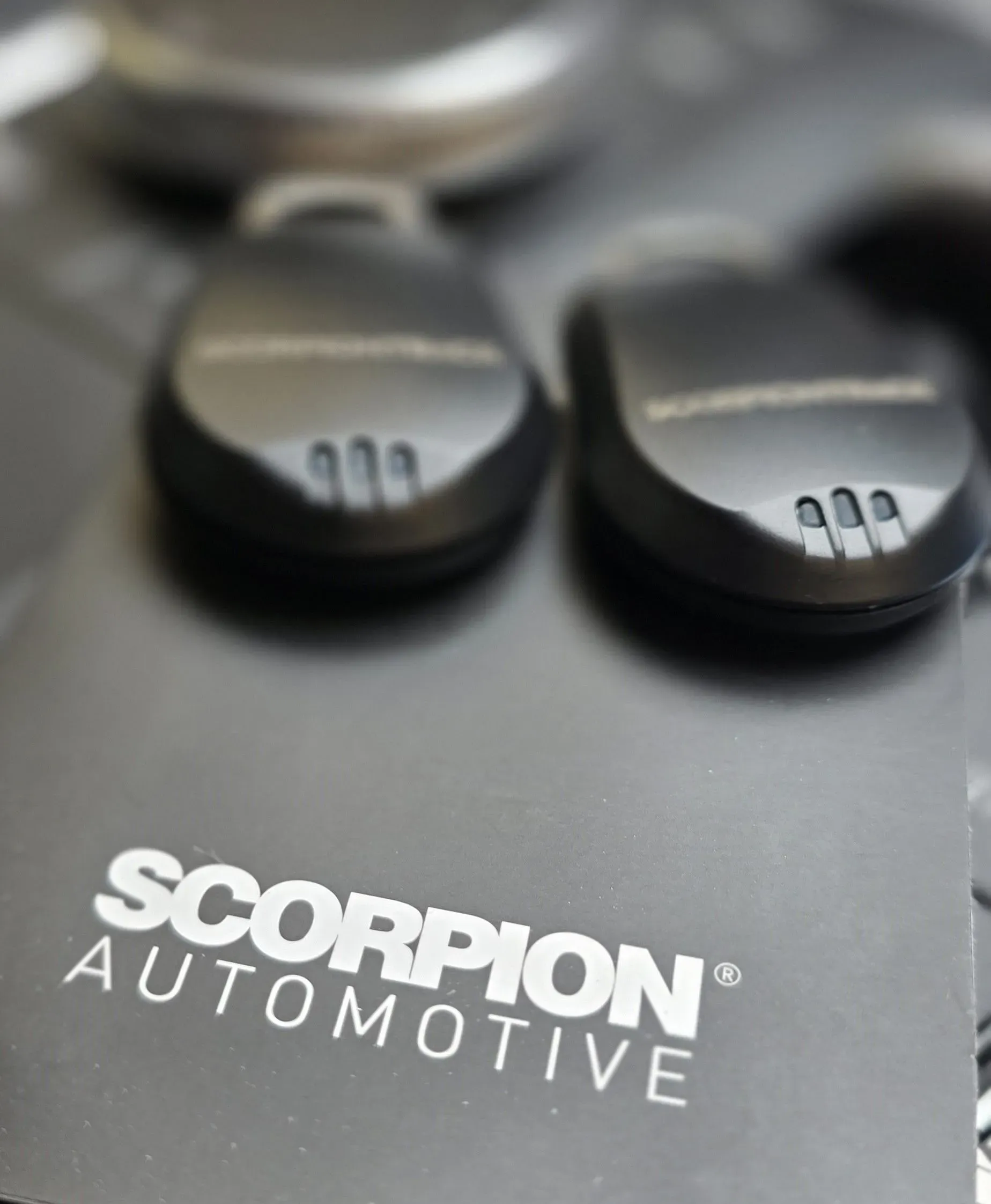 GPS tracking installation image background image