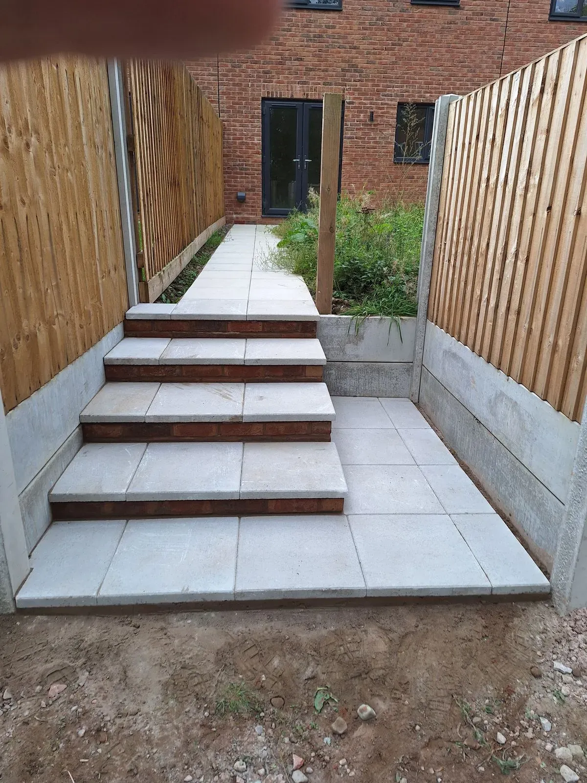 Garden Structures/Installation image background image