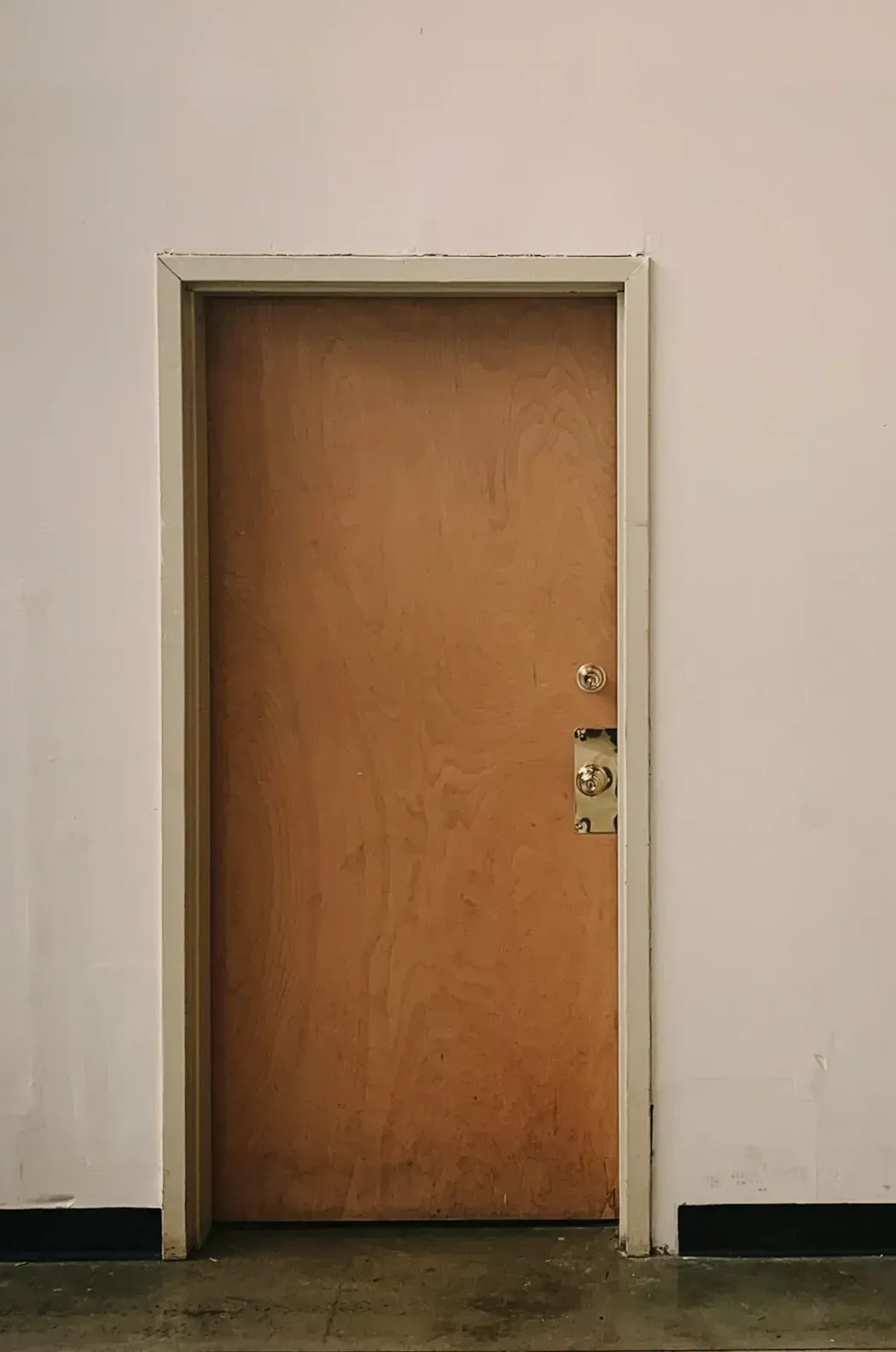 Fire door maintenance image background image