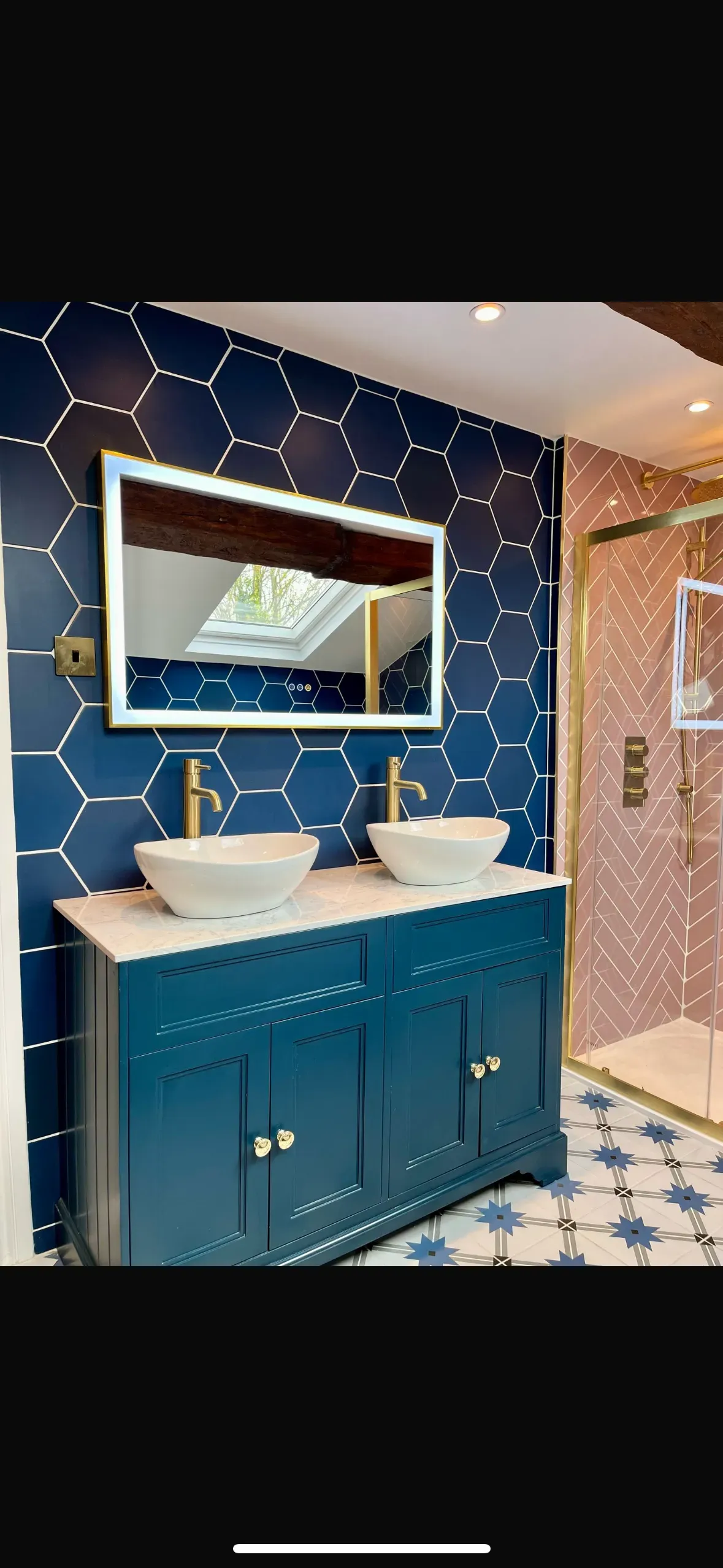 Bathroom installation image background image