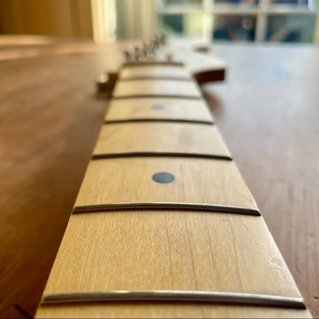 Stratocaster neck re=fret2