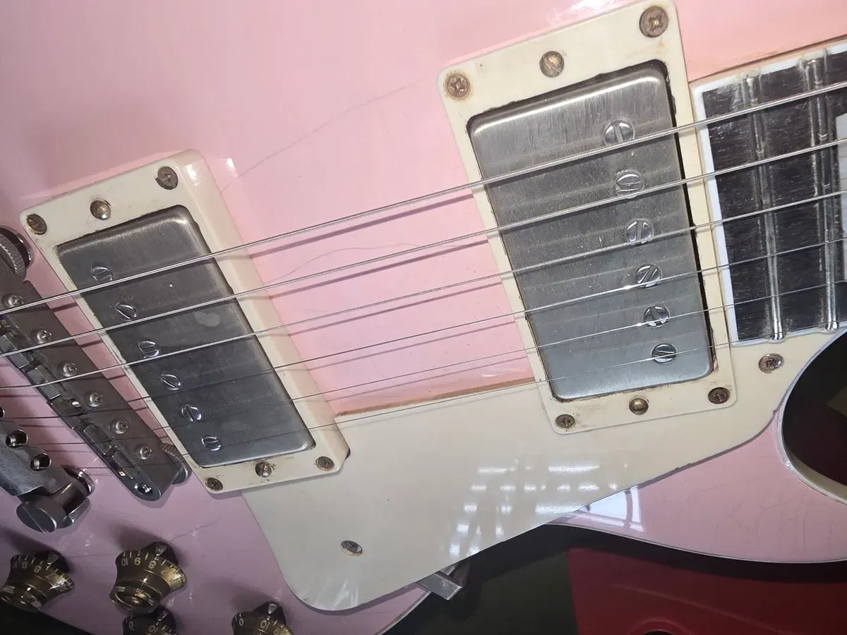Gibson Les Paul Shell Pink Re-finish and Re-fret4