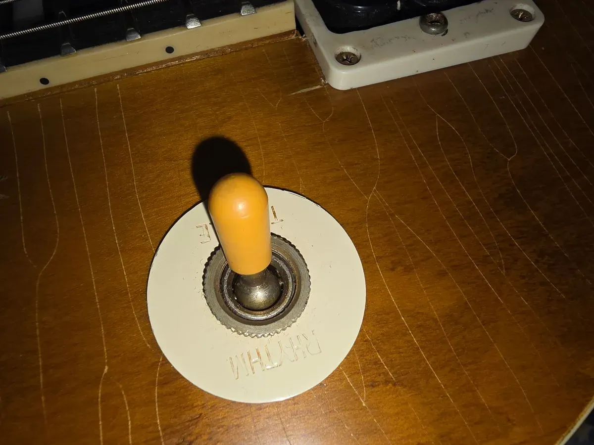 Guitar Finishing and Refinishing image