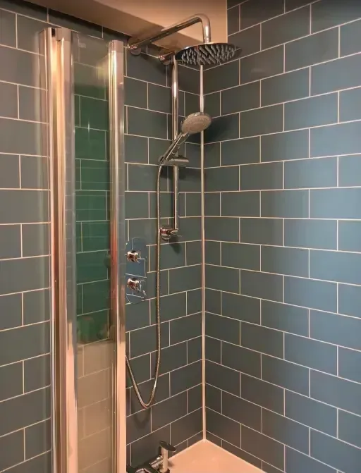 St Leonards-on-Sea kitchen with tiled floor