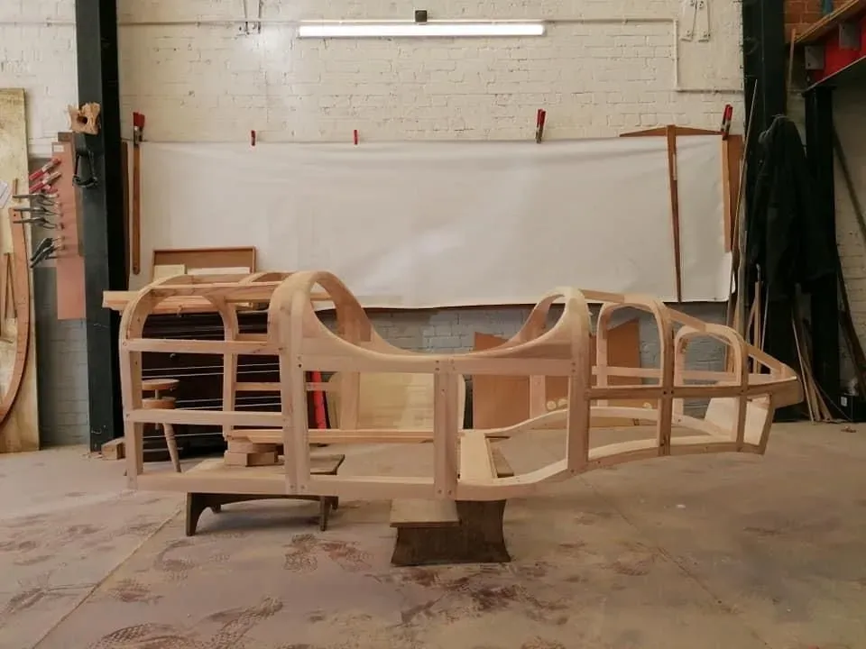 Descriptive text for the image