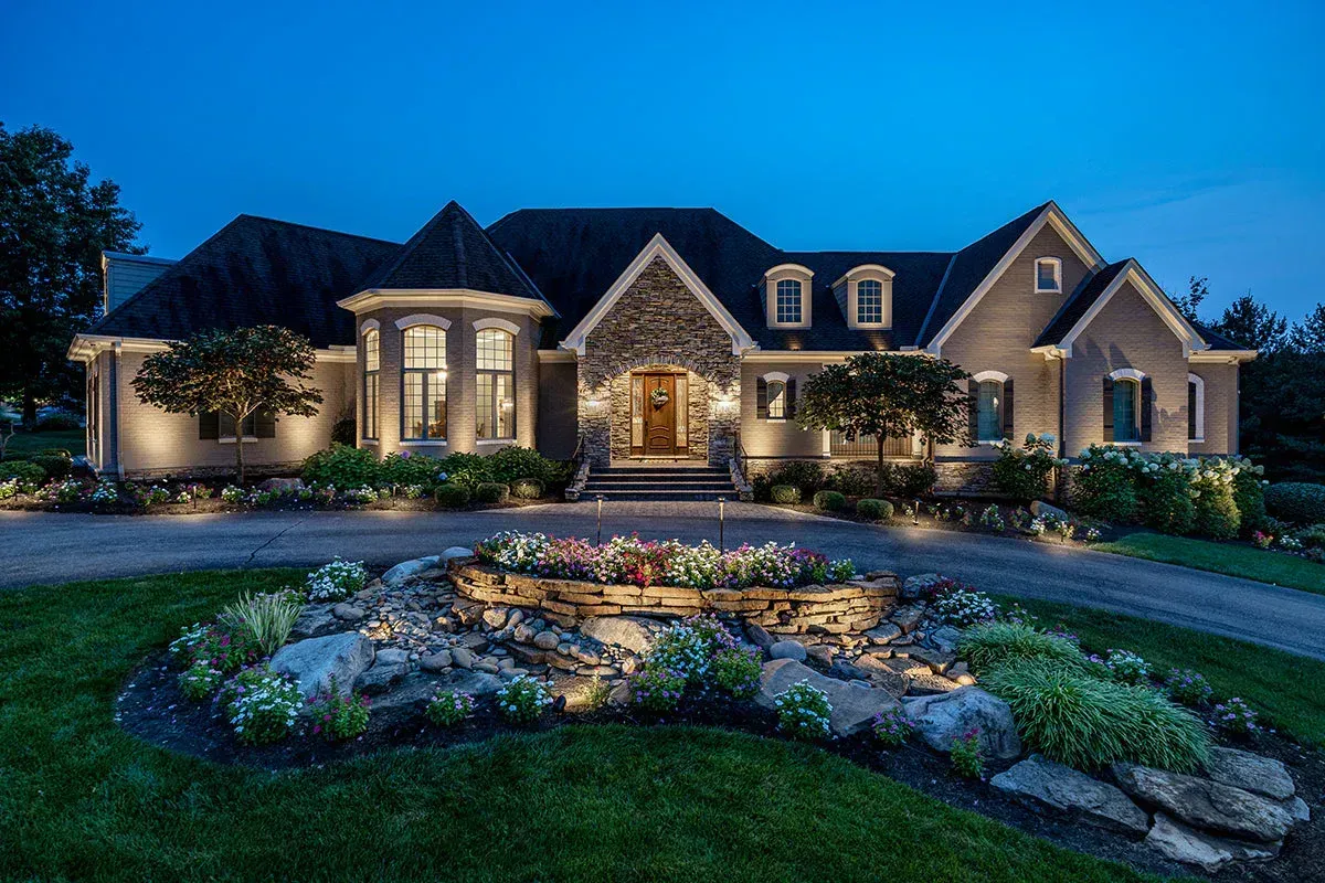 Landscape electrics design & installation image