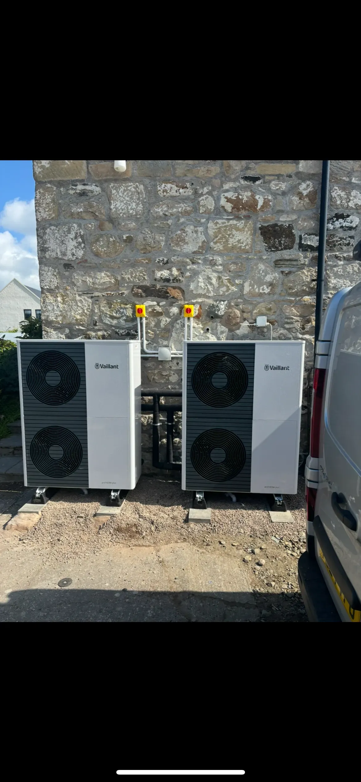 Air Source Heat Pumps image background image