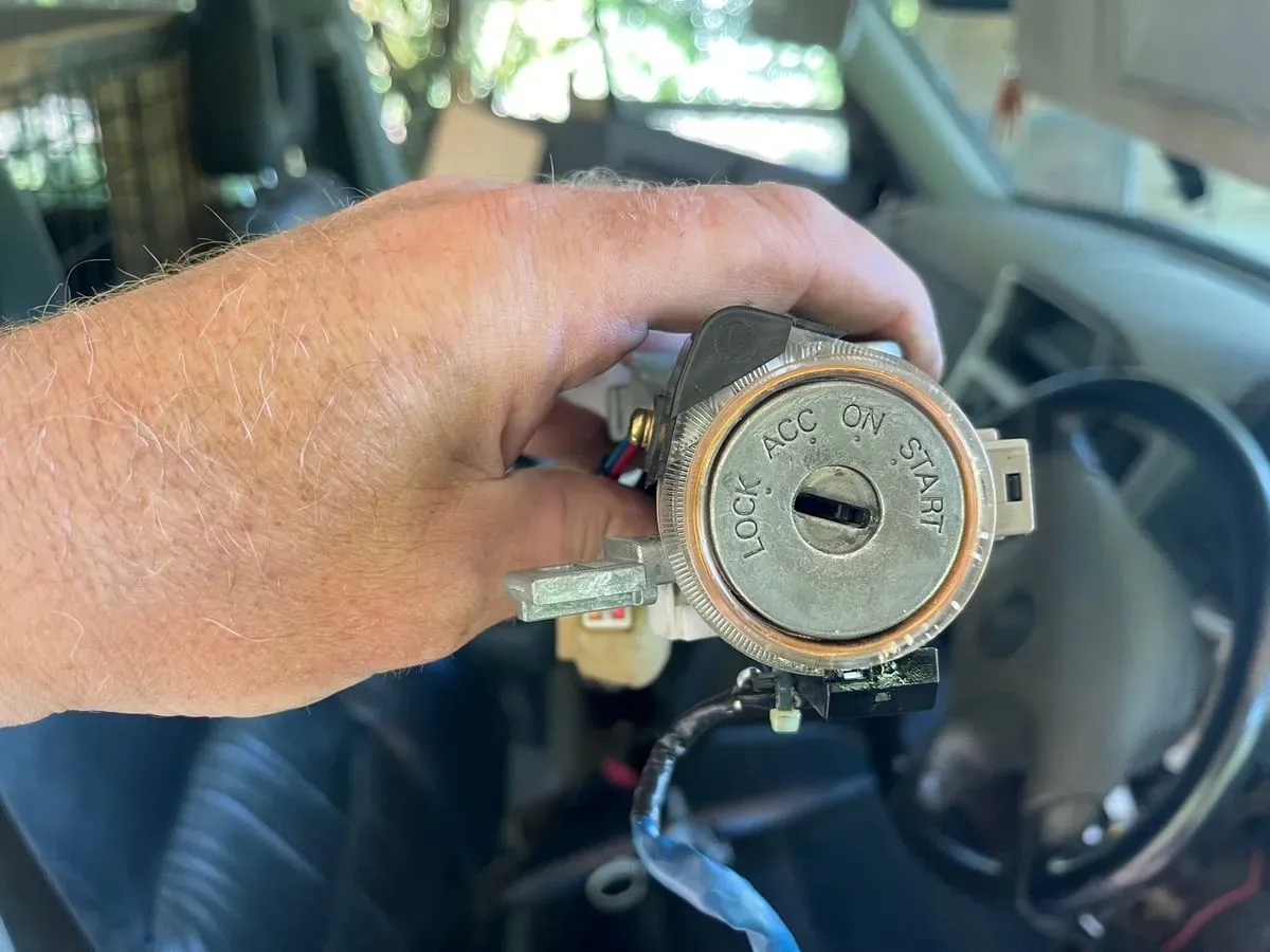 Ignition repair and replacement image background image