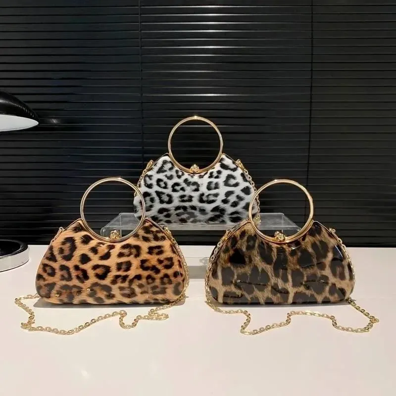 8211983050509-gf44s1qfk8pob8kyujj0pr-Eveningbags collection background image