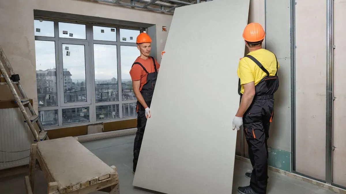 Drywall installer in Sutton