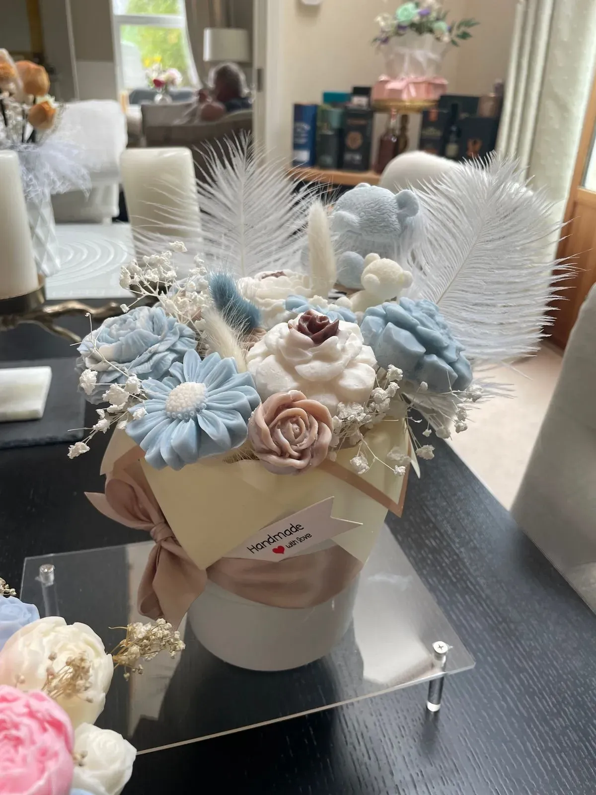 Refillable wax bouquets image background image