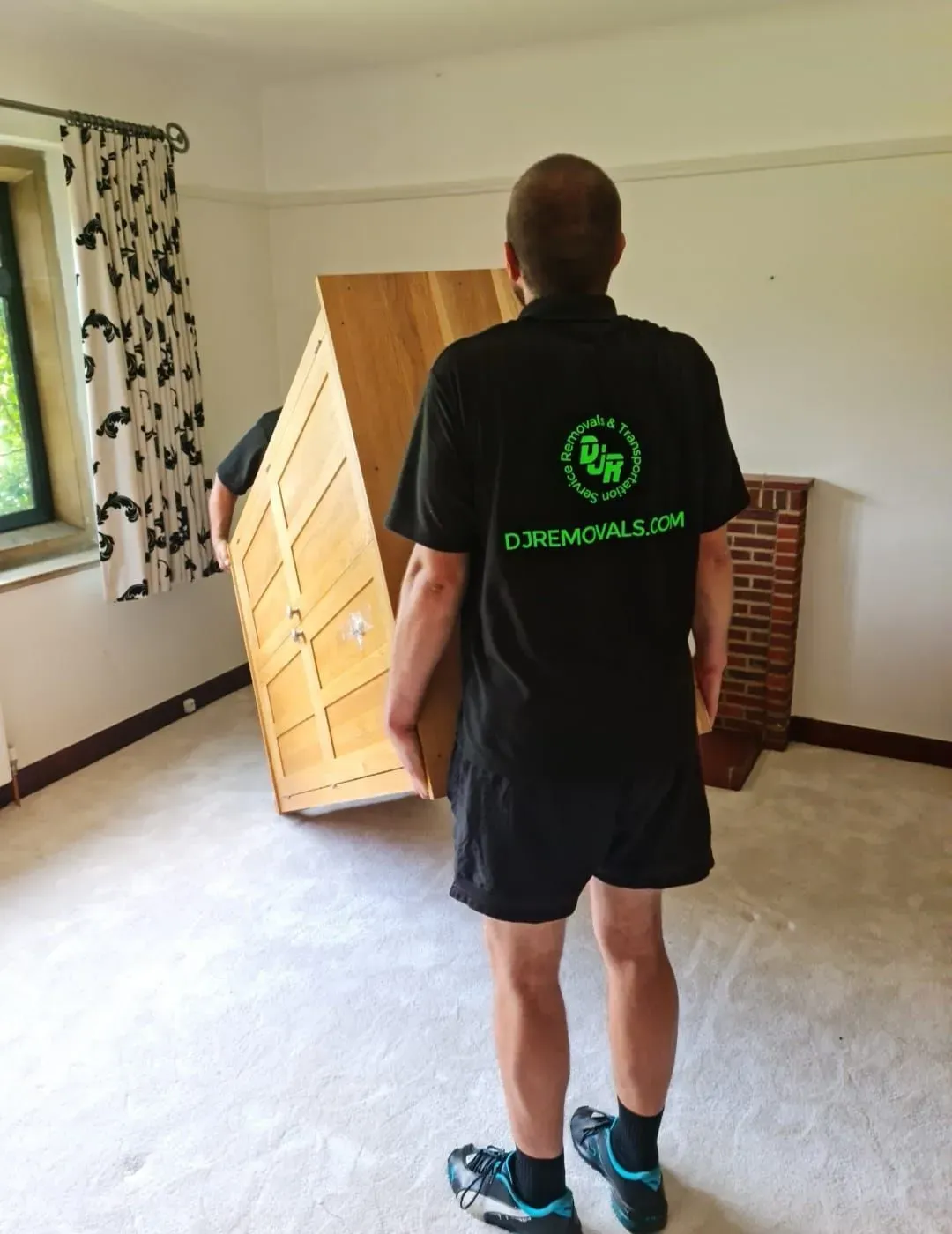 Descriptive text for the image