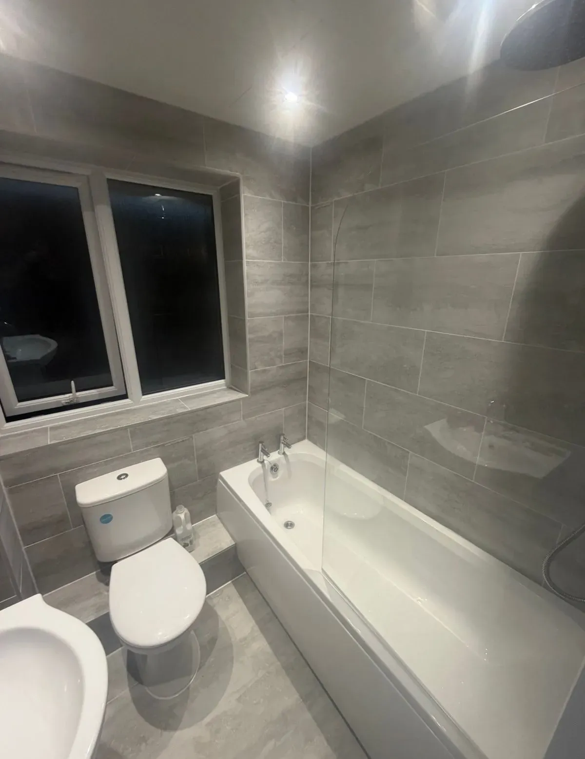 Bathroom design image background image