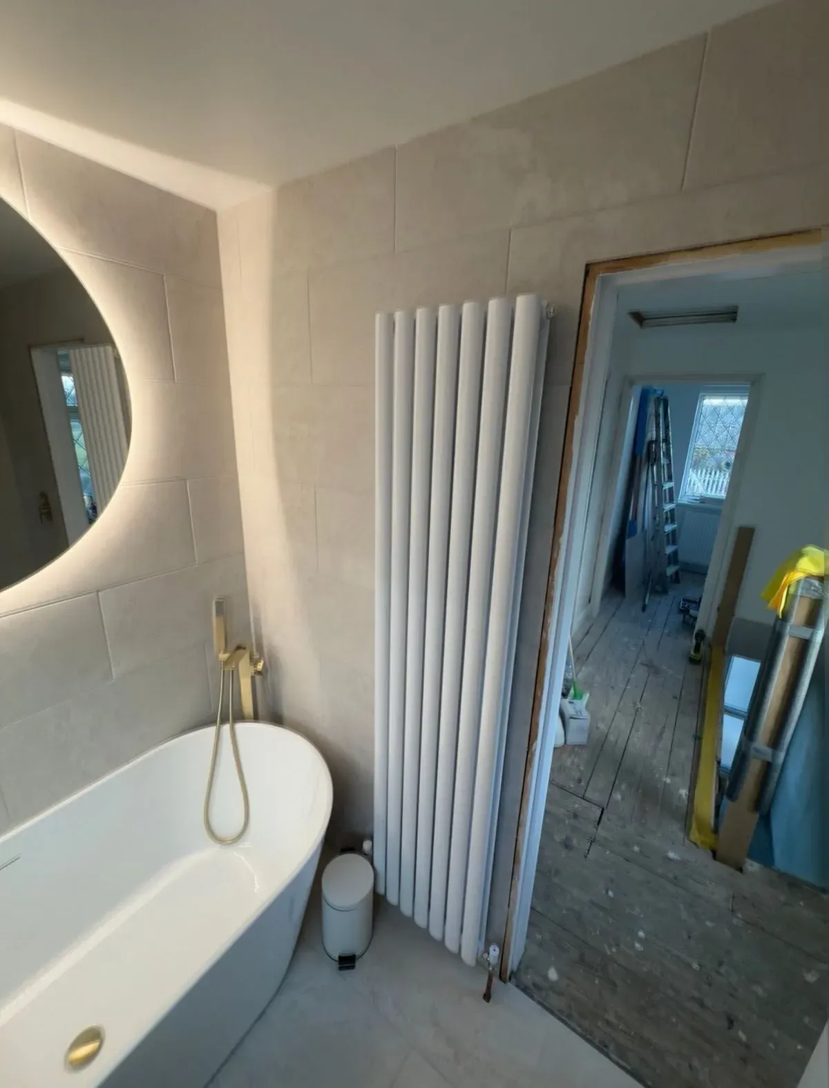 Bathroom installation image background image
