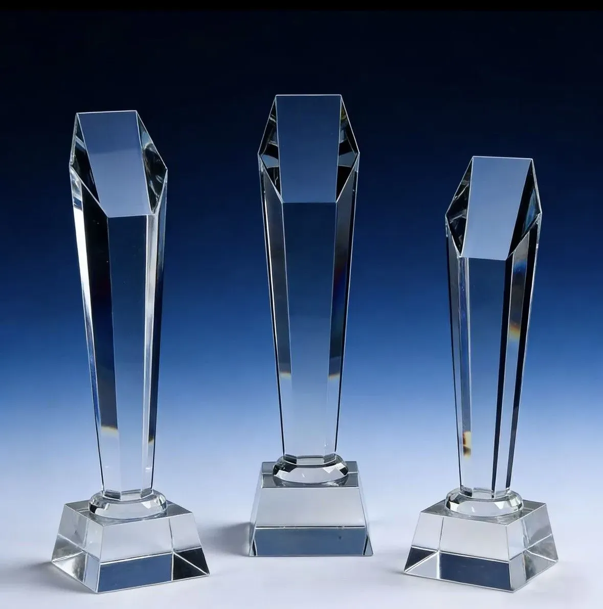 8216387522836-0frfq6fcrs1s6jae9y1ylq-trophie4 thumbnail image