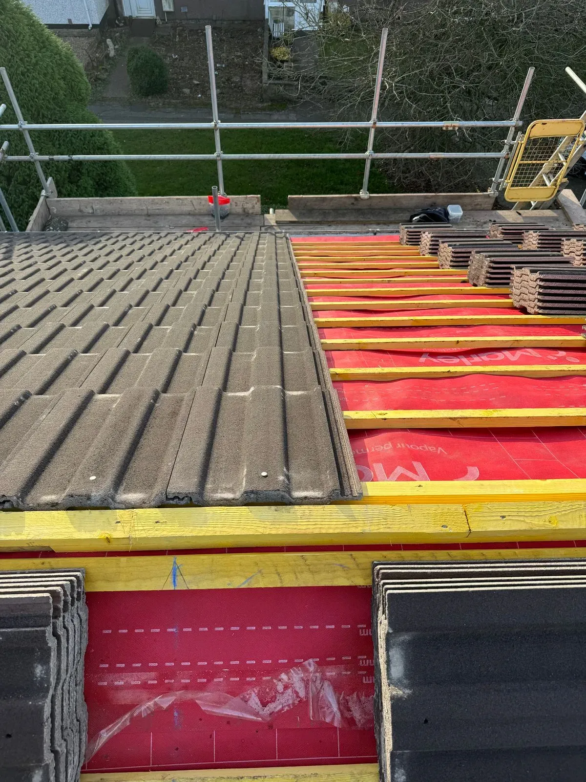 Roof Replacement image background image