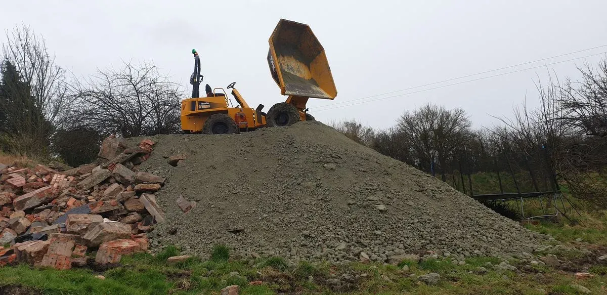 Groundworks and Foundations image background image