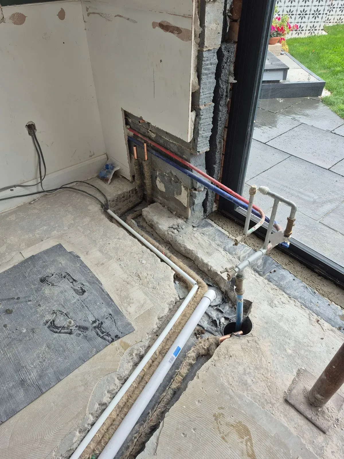 Plumbing and Electrical Installations image background image