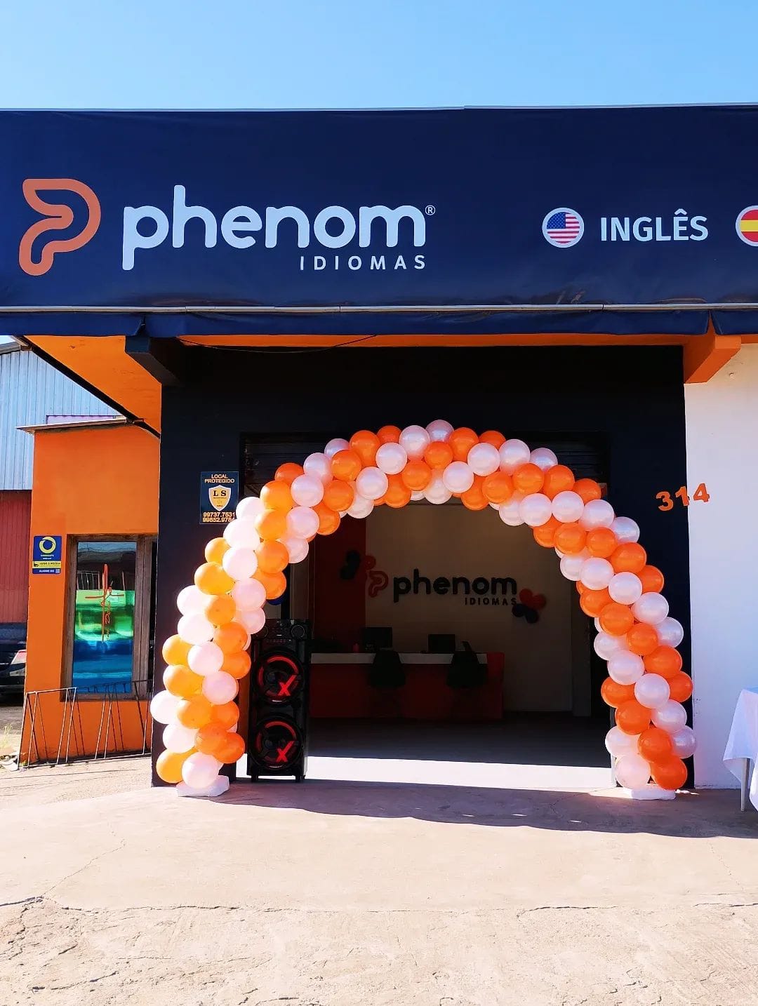 Escola Phenom