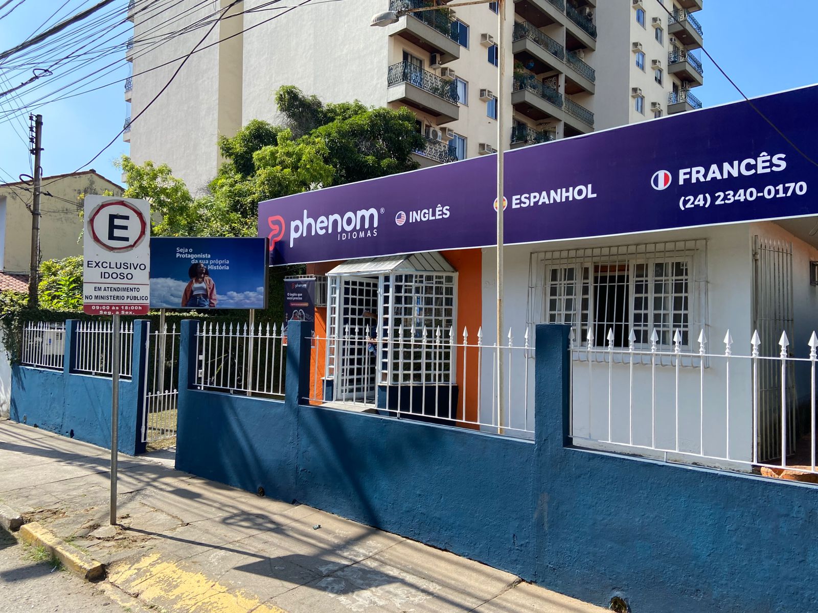 Escola Phenom