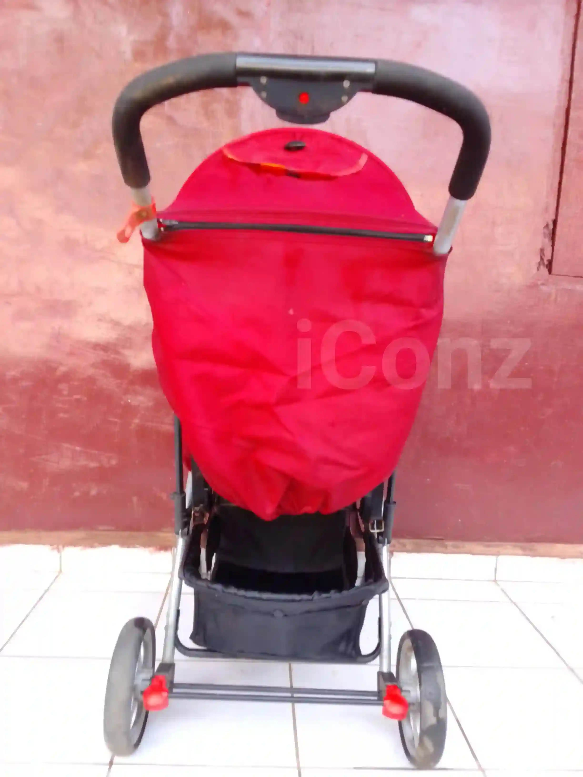 Poussettes pour bébé - Maclaren - Yaounde 3