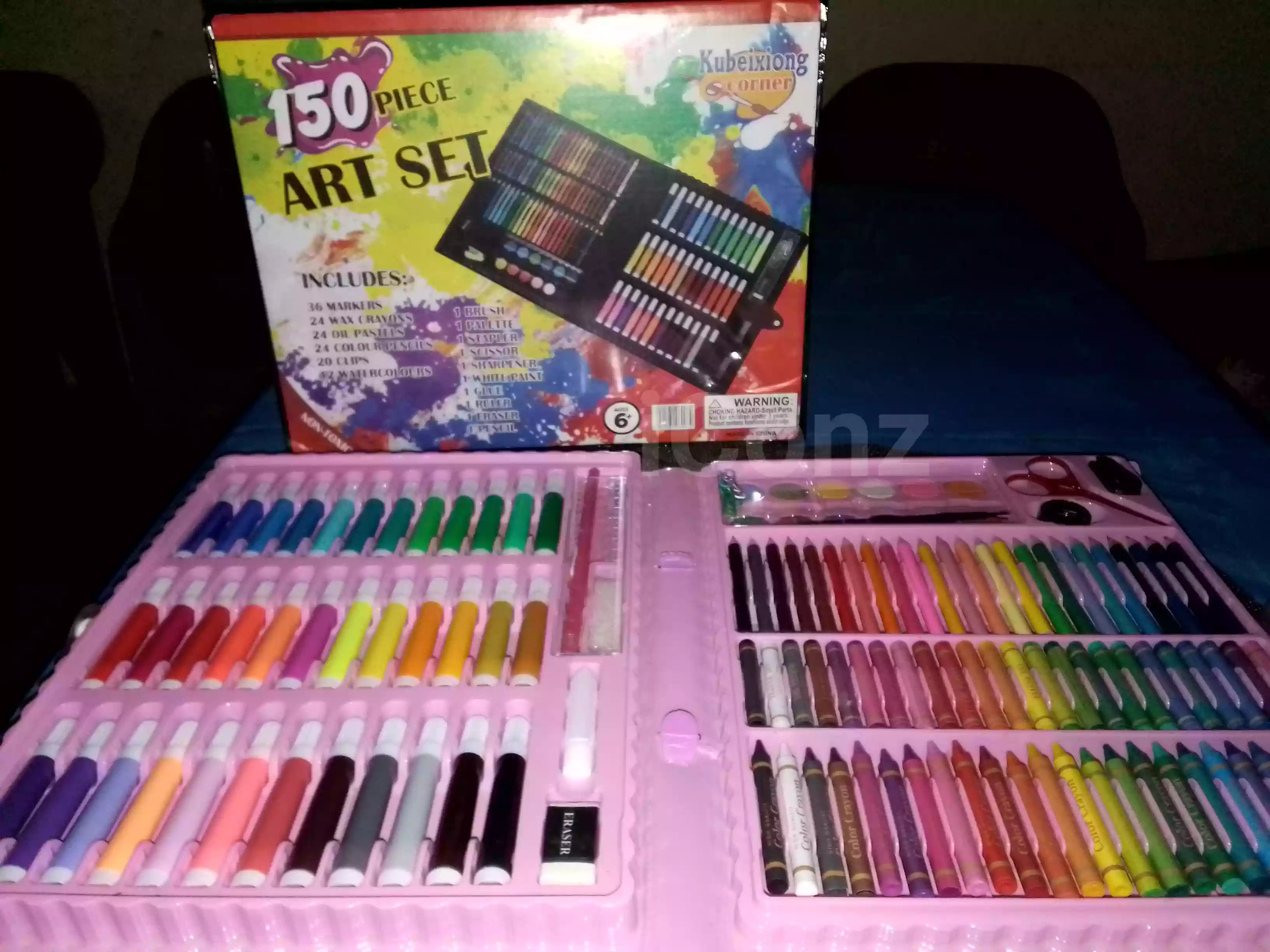 Set de couleurs - Boxes - Yaounde 3