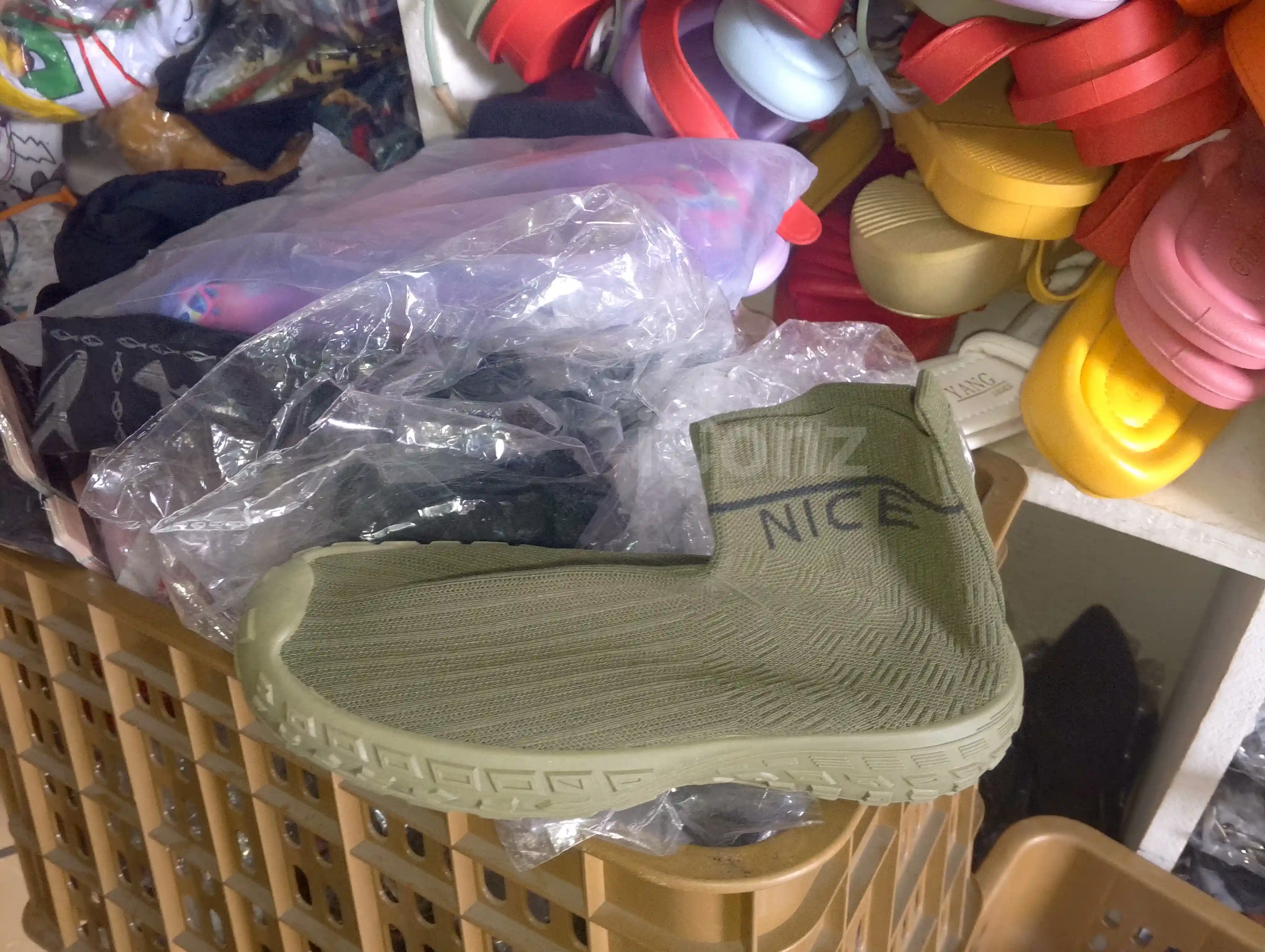 Chaussures balanciaga enfants - School Shoes - Douala 3