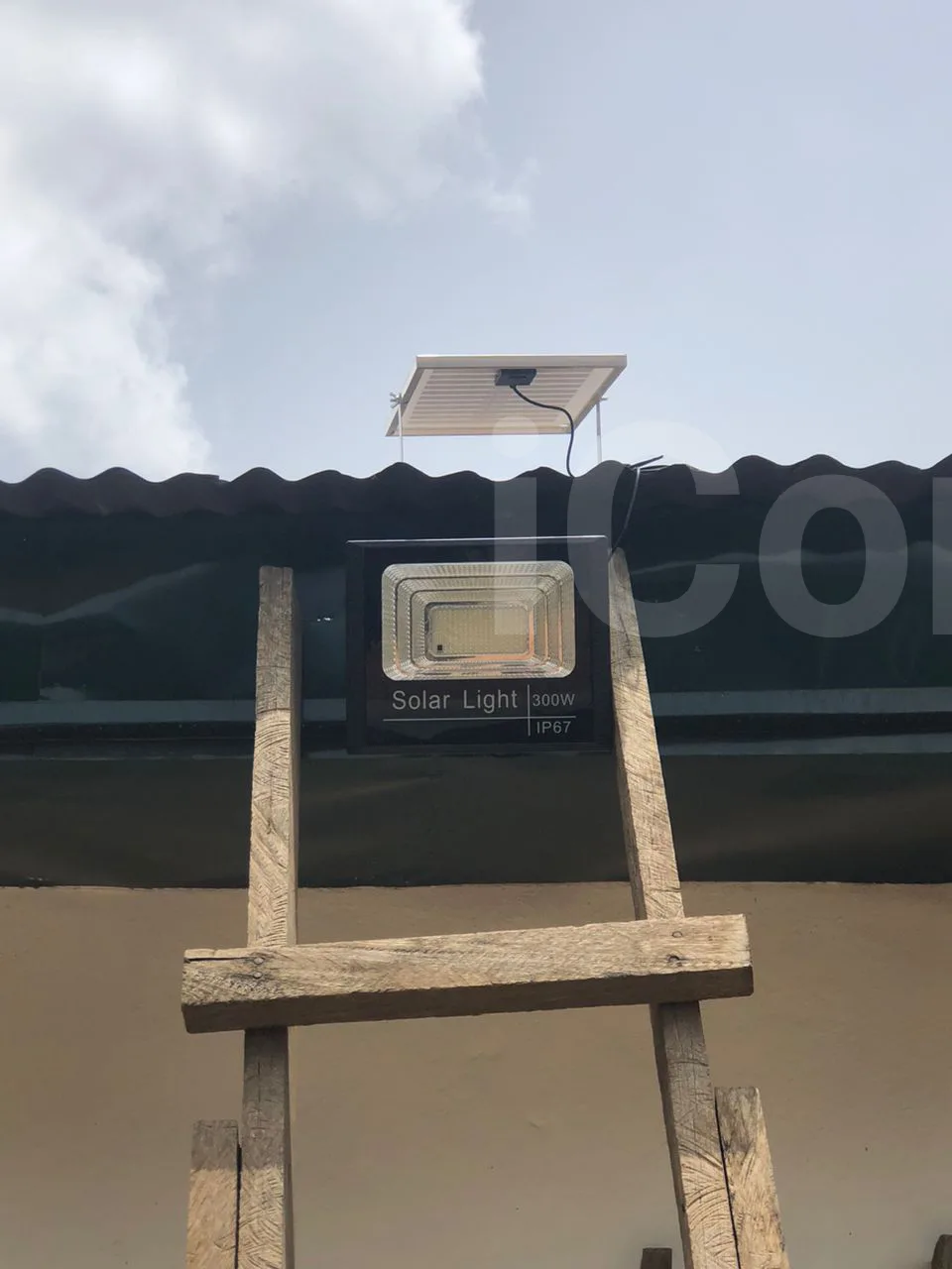 PROJECTEUR SOLAIRE - Others - Yaounde 3