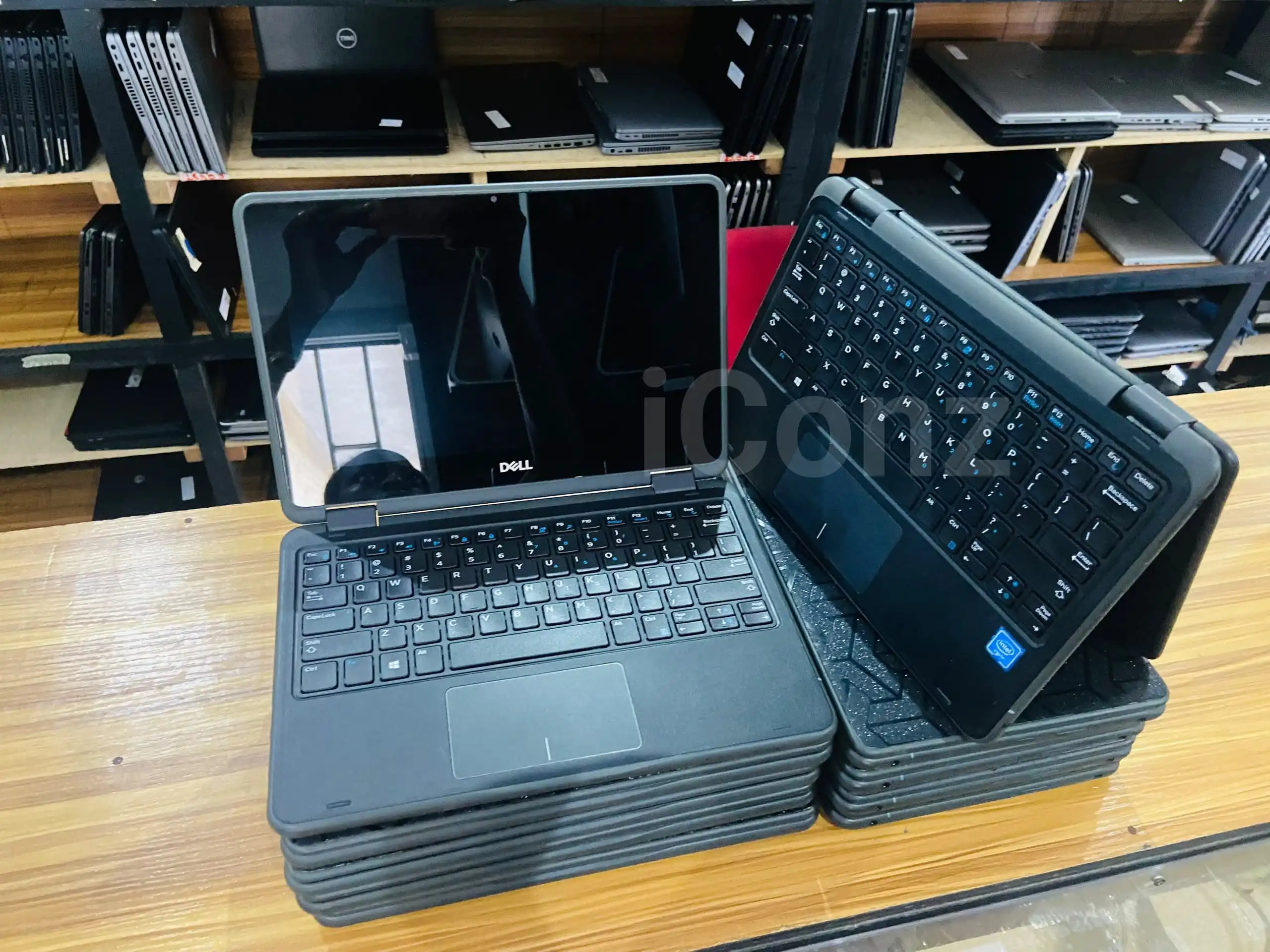 Dell latitude 3190 2-in-1 Pent - Laptop - Douala
