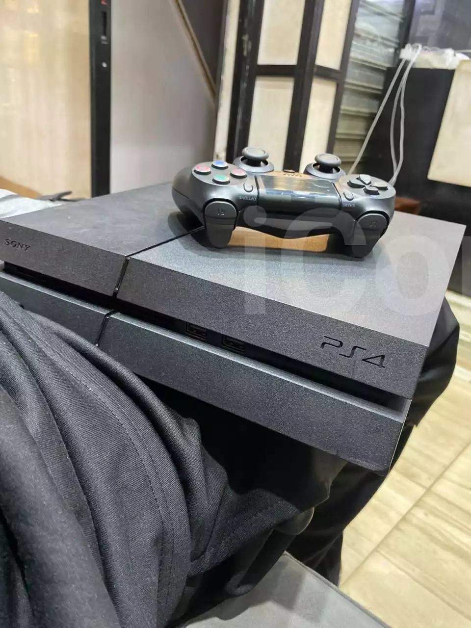 Playstation 4 standard - Sony PlayStation 4 - Yaounde 3