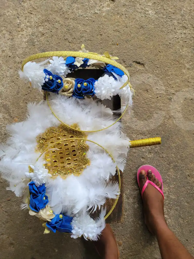 Cerceaux de fleurs - Women’s - Douala