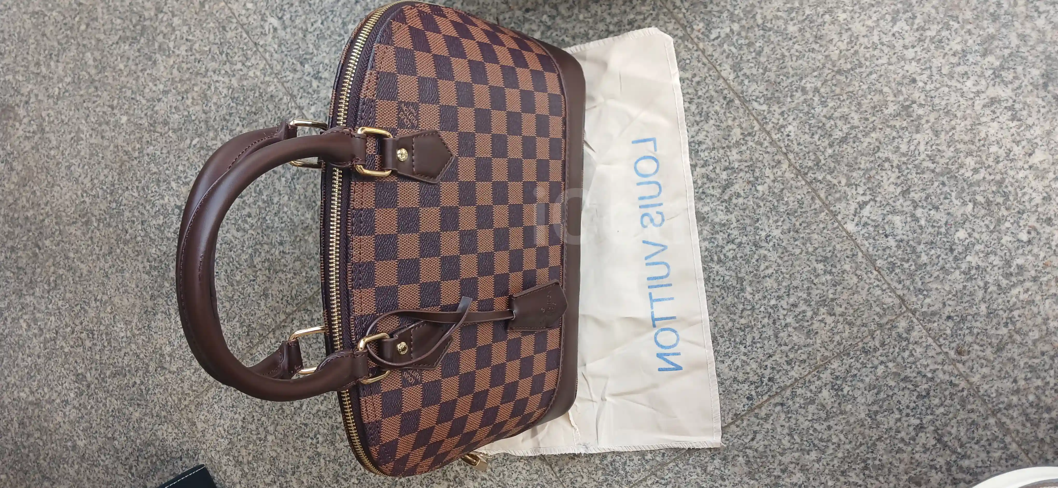 Louis vuitton alma Torry buche - Handbags - Douala 2
