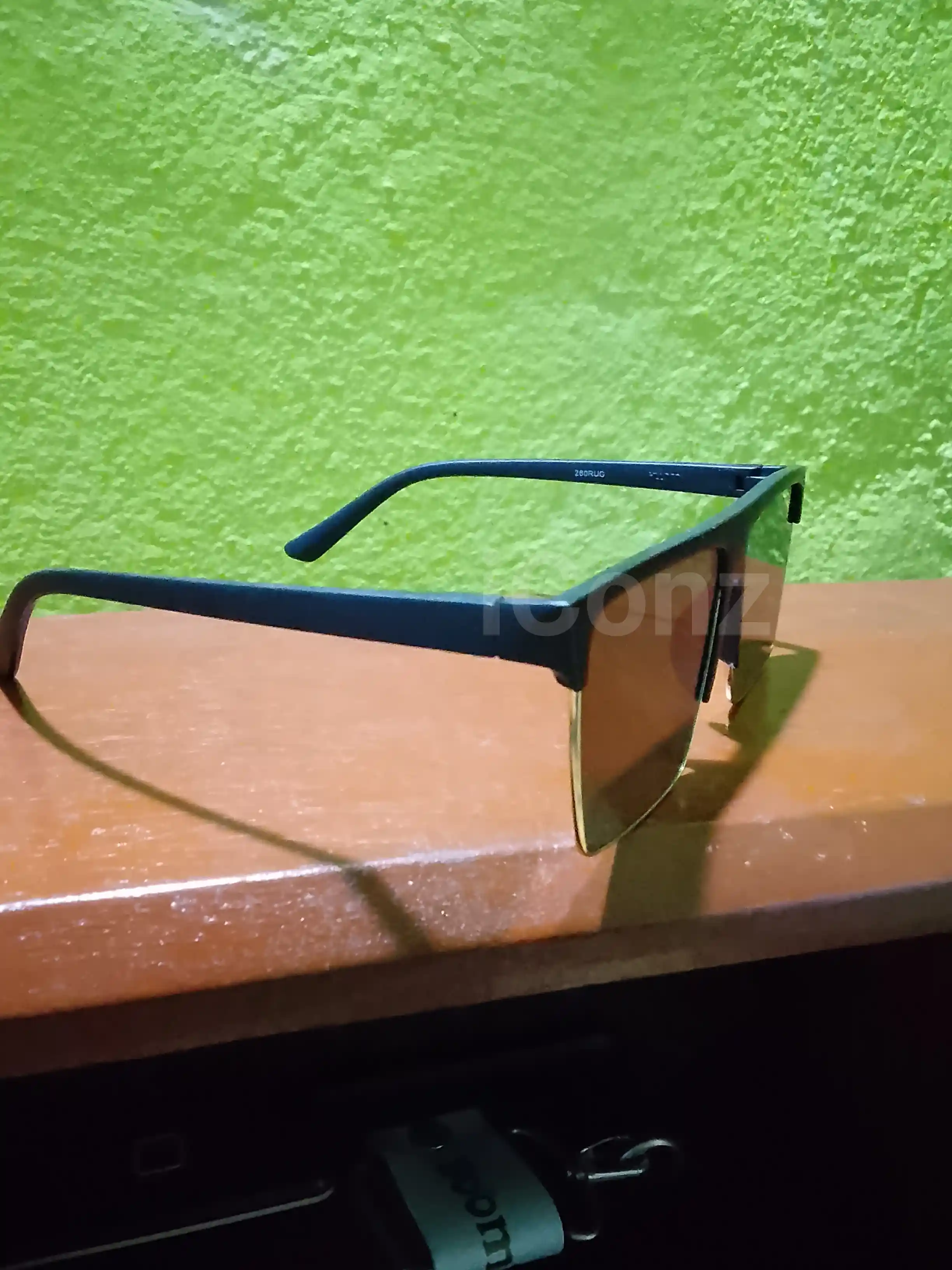 Lunette de soleil - Unisex - Douala 2