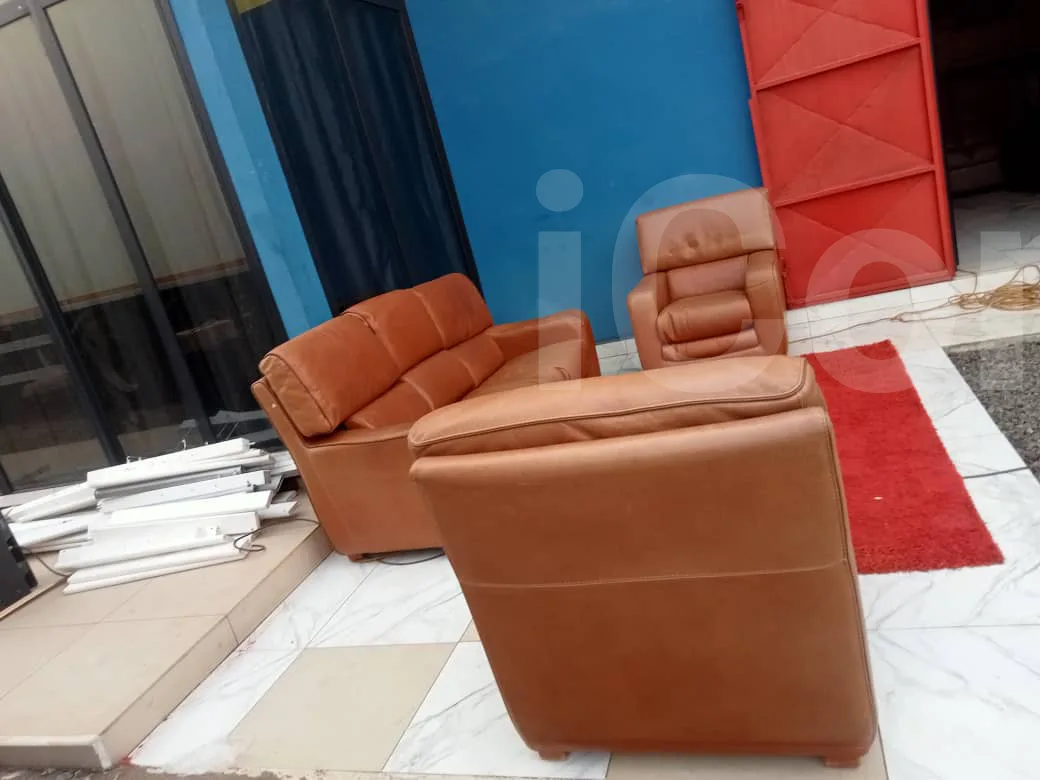 Salon en cuir afd45 - Other - Douala