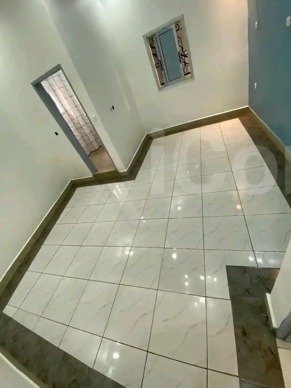 2 room parlour kitchen and toi - Bungalow - Tiko 4
