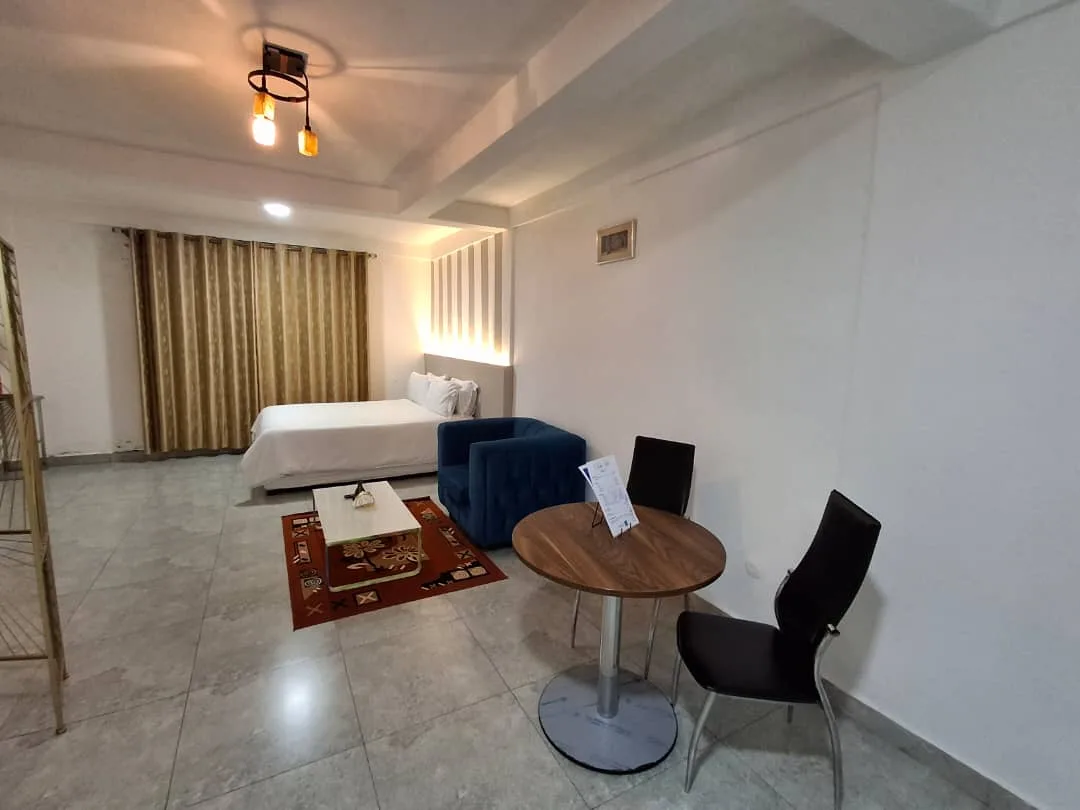 LOFT MEUBLÉ - Studio Apartment - Douala 3