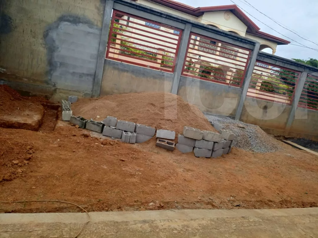 DUPLEX À VENDRE À ODZA - House - Yaounde 2