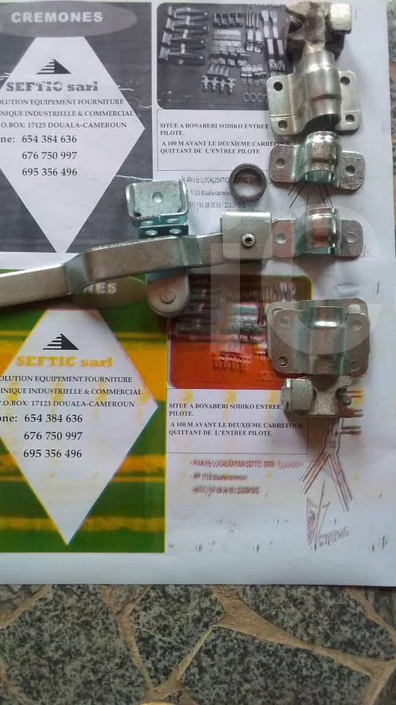 Cremones | Fermoir - Door Locks - Douala 2