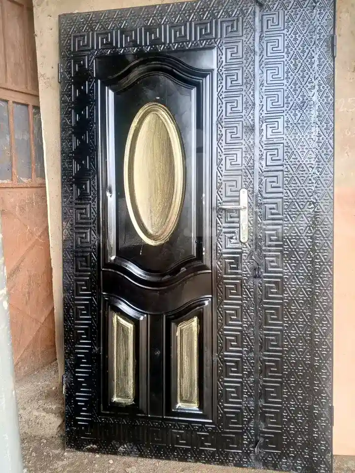 Inon doctor - Double Door - Douala 4