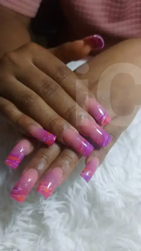 Lily nails and beauty - Yaounde 3