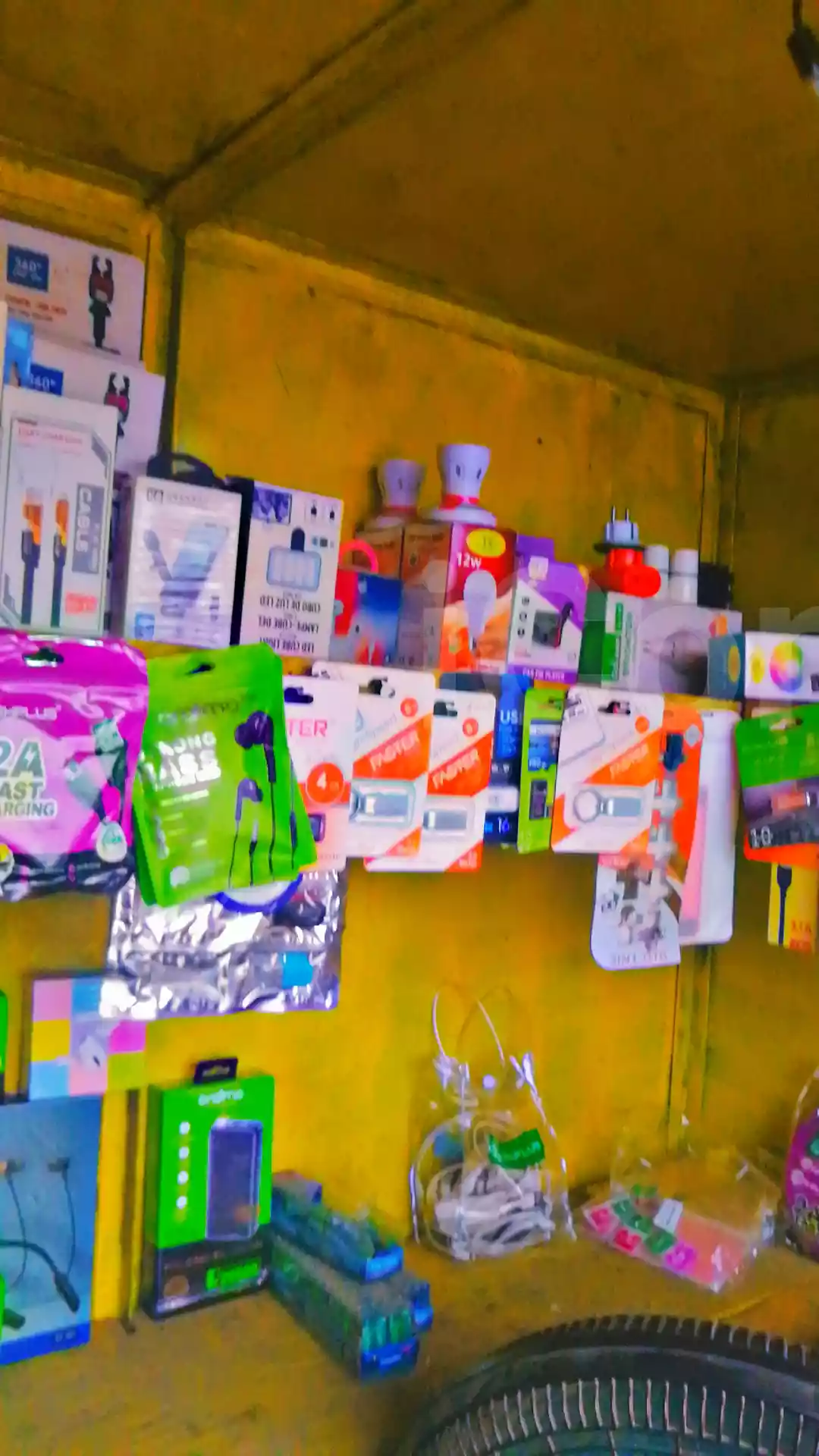 Destiny TV Empire Electronics - Douala 4