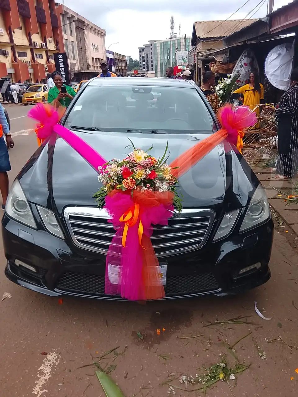 Bouquets de fleurs, décoration - Yaounde 2