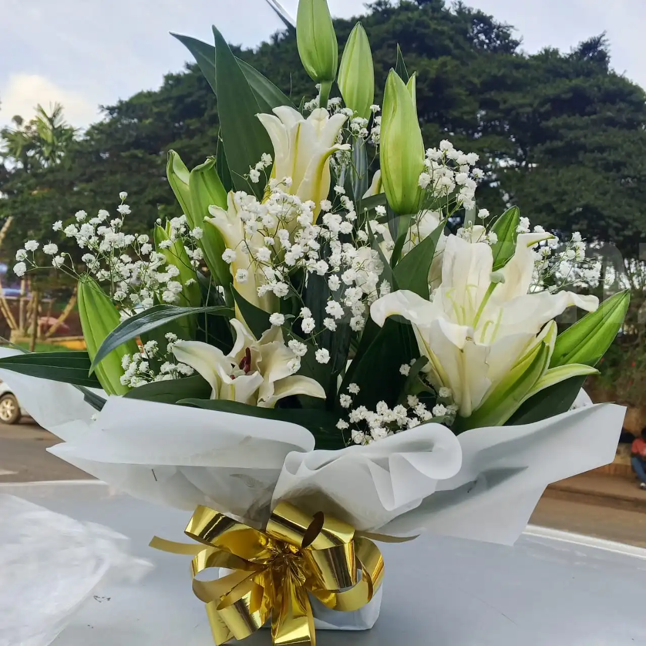 Bouquets de fleurs, décoration - Yaounde 4