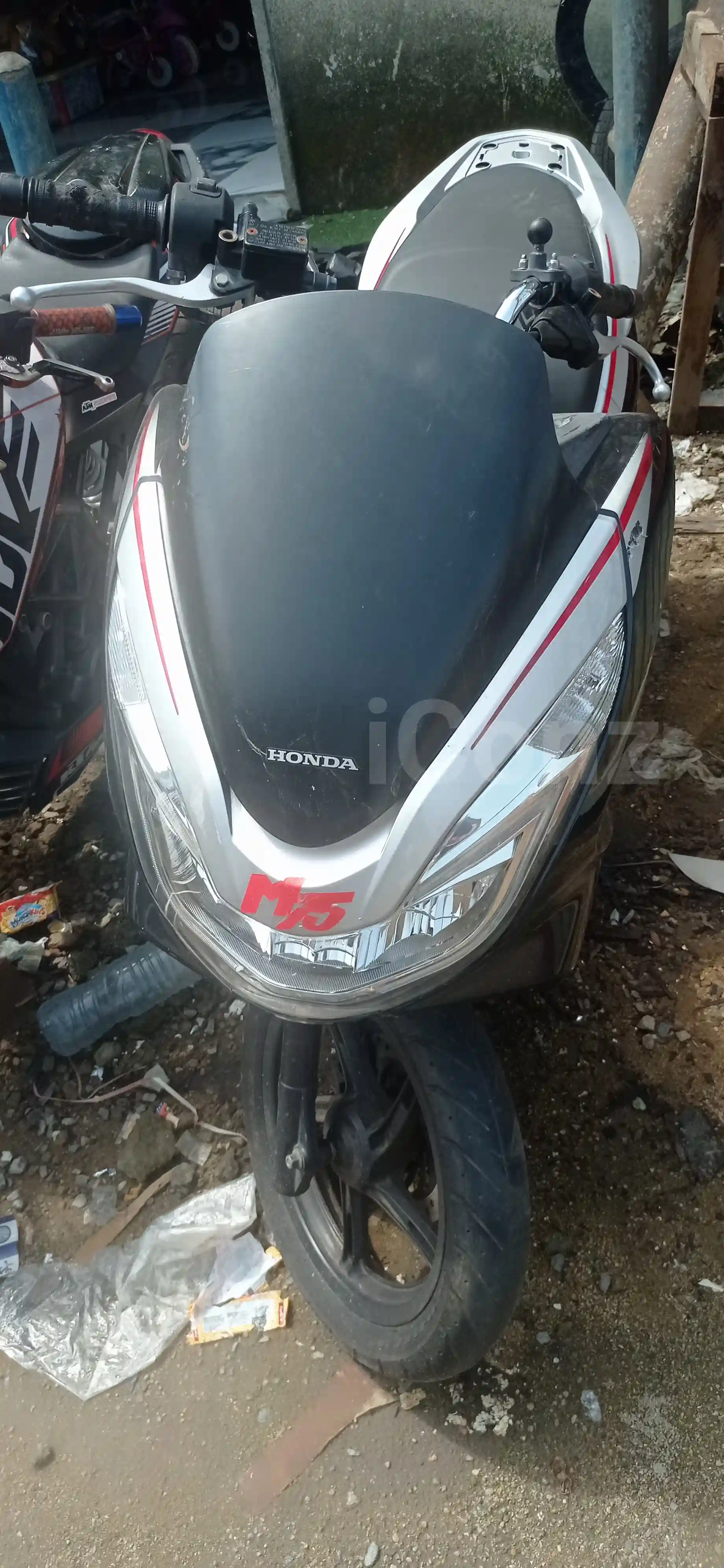 2018 Honda PCX M75 - Honda - Douala 3