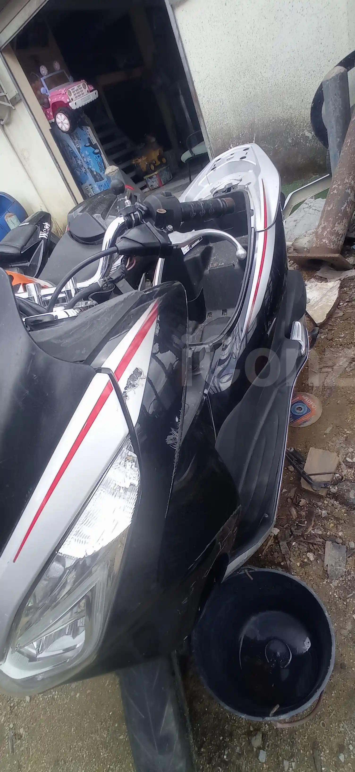 2018 Honda PCX M75 - Honda - Douala 4