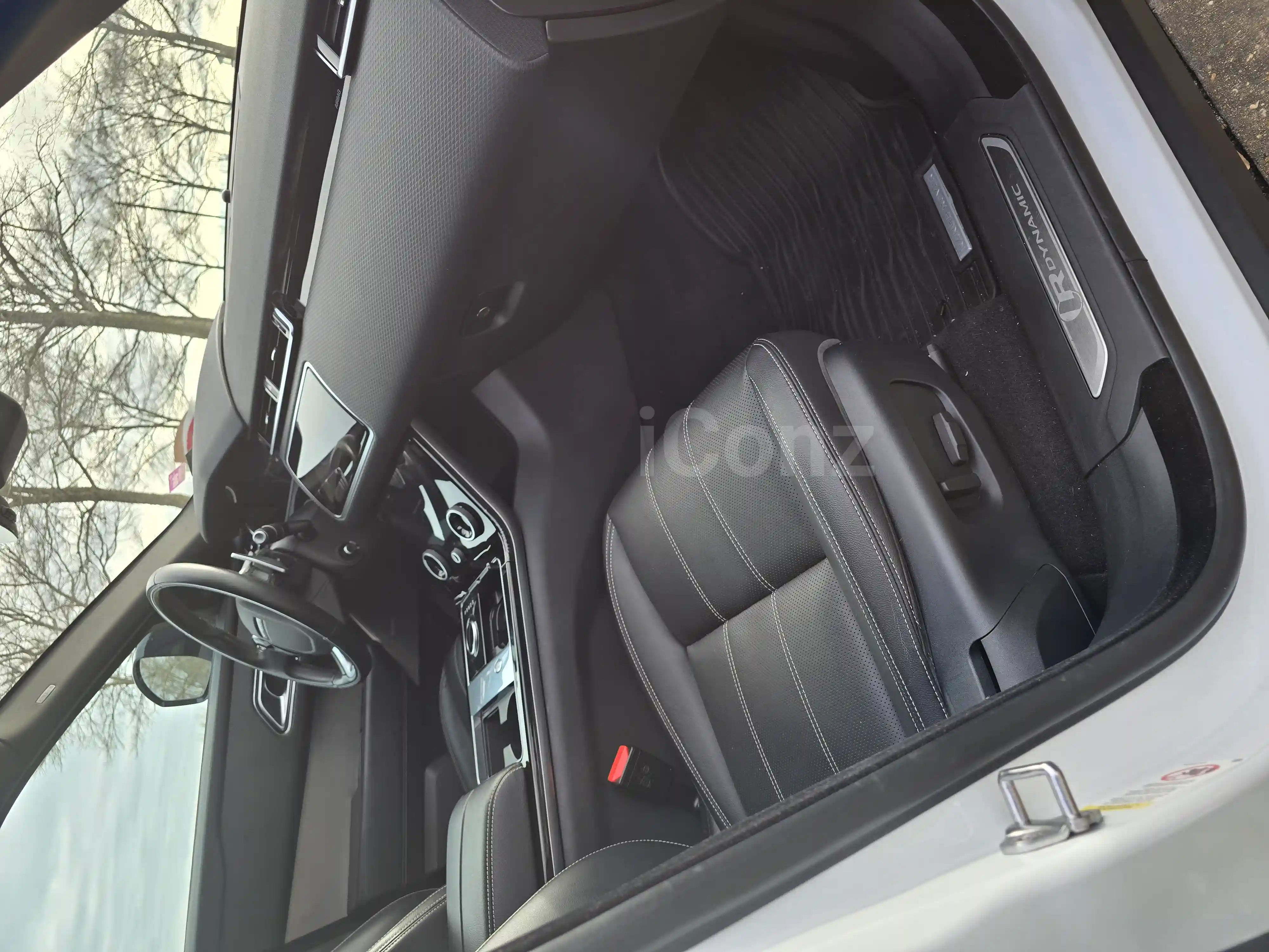 Range Rover Velar - Land Rover - Douala 3