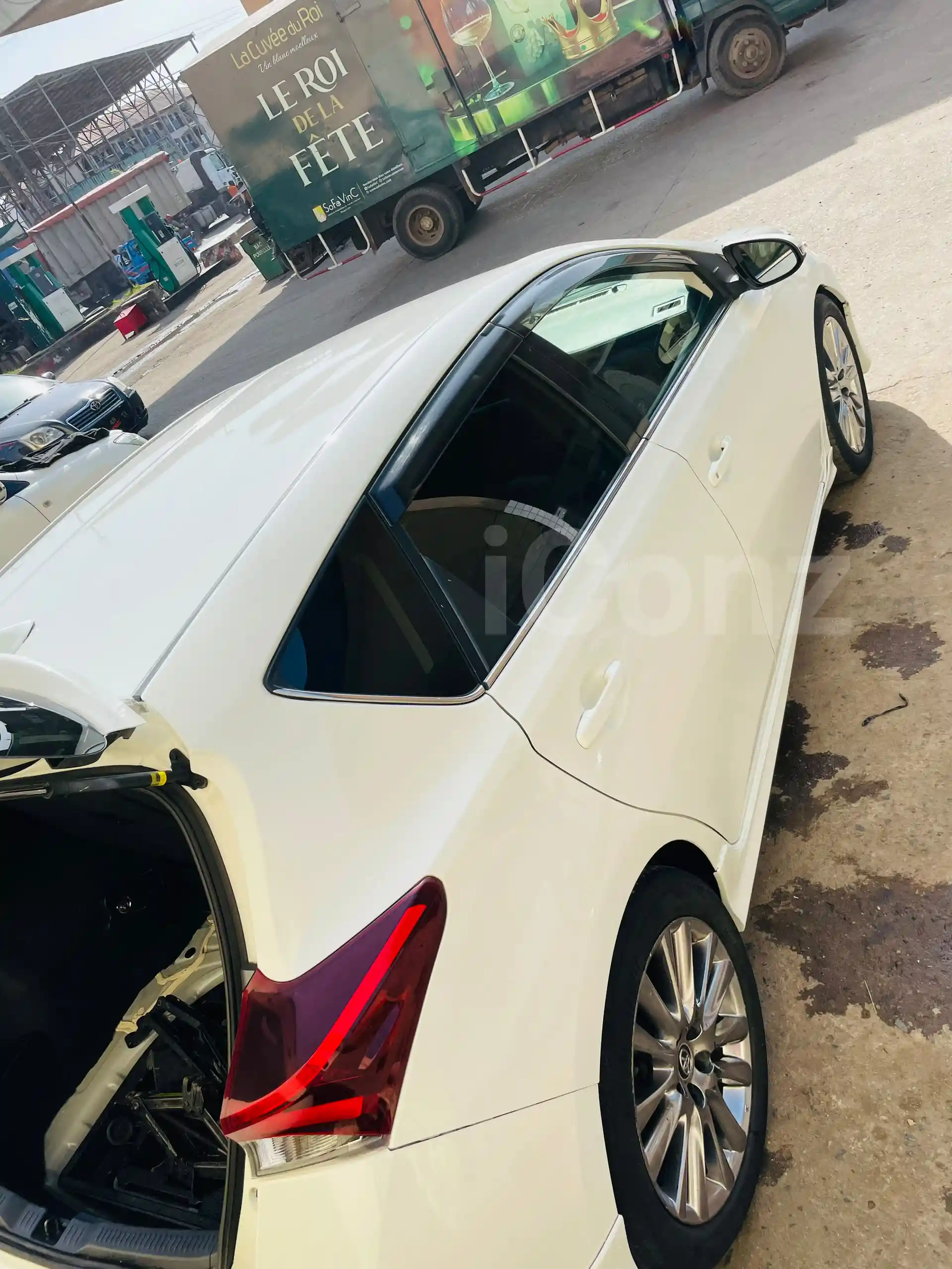 Toyota  auris - Toyota - Douala 2
