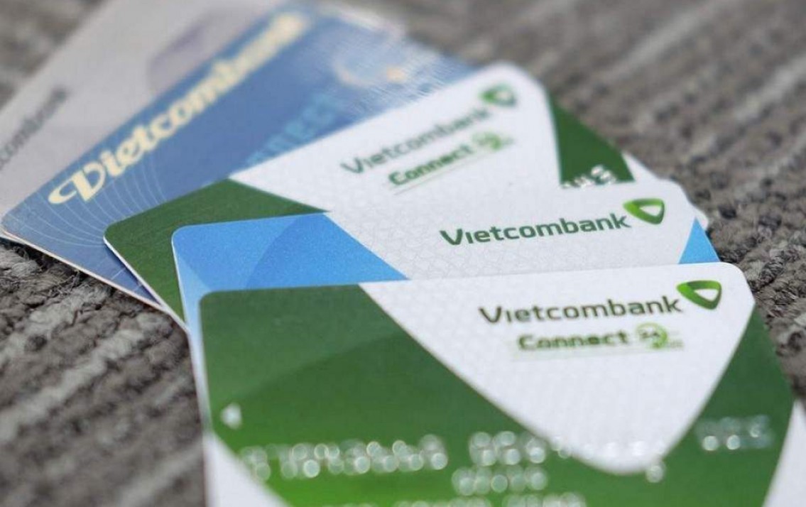 Phí làm lại thẻ ATM Vietcombank